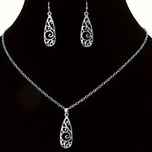 Vintage Hollow Water Drop Design Necklace & Earring Set - Silver Electro-Plated